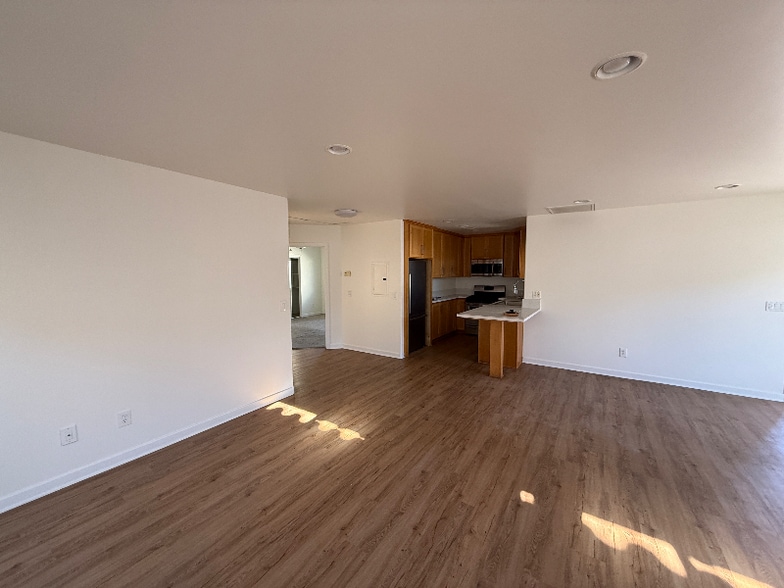 Building Photo - 3973 Lamont St