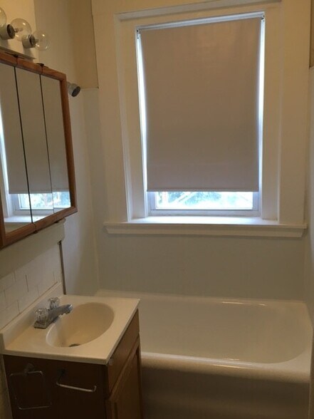 Building Photo - 1171 Boylston St