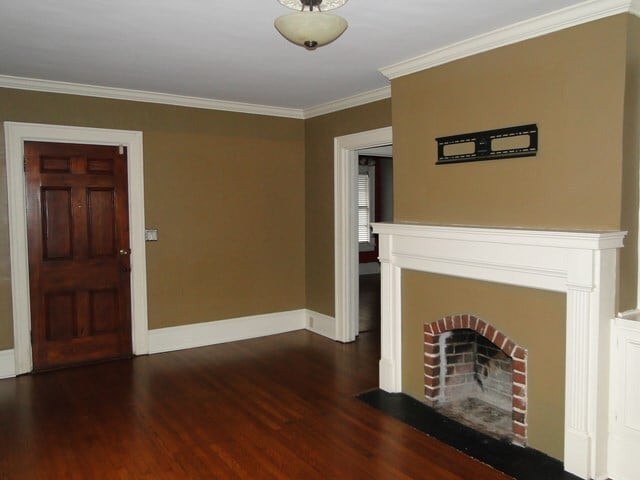 Building Photo - Great Home close to Downtown