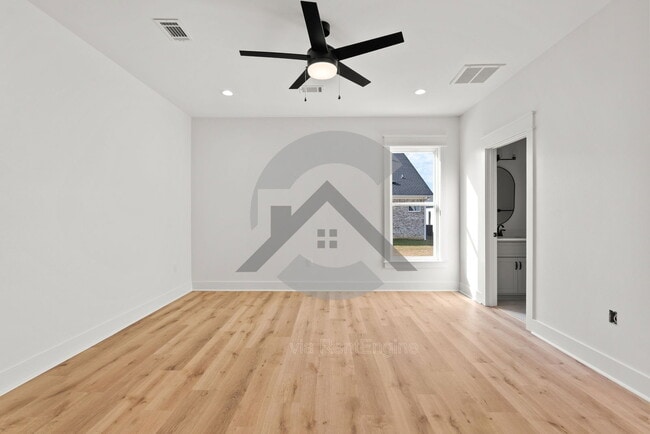 Building Photo - 10 Dragonfly Cv