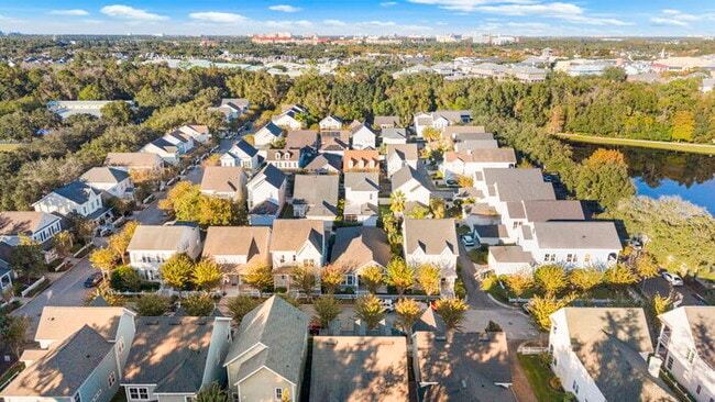 Building Photo - Centrally Located in Celebration Village