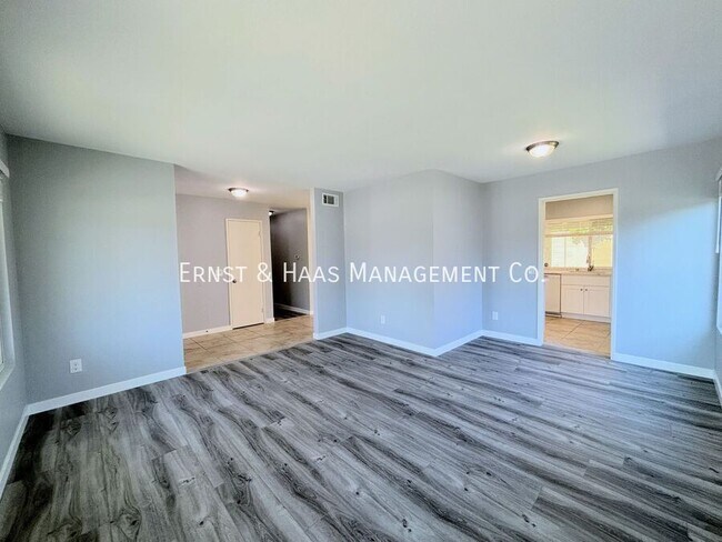 Building Photo - 11353 Agnes St