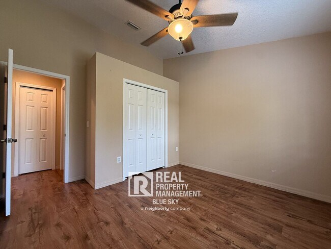 Building Photo - 9016 Shallowford Ln