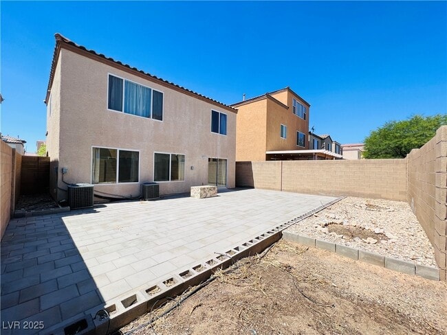 Building Photo - 9110 Iron Cactus Ave