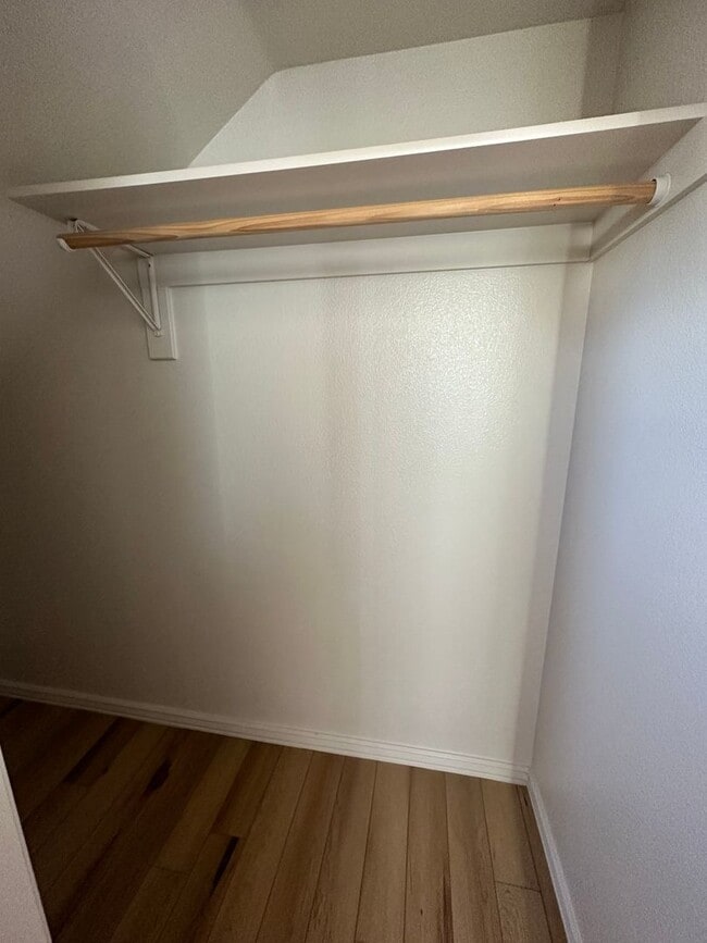 Building Photo - 3915 Washington Ave