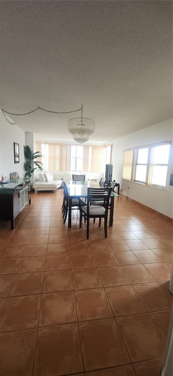 Building Photo - 1985 S Ocean Dr