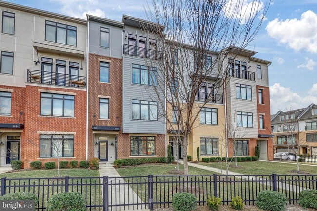 Building Photo - 1010 Ribbon Limestone Terrace SE