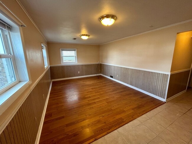 Building Photo - 1827 Jacobssen Dr