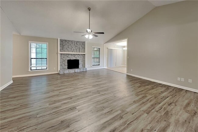 Building Photo - 5580 Dorsett Shoals Ln
