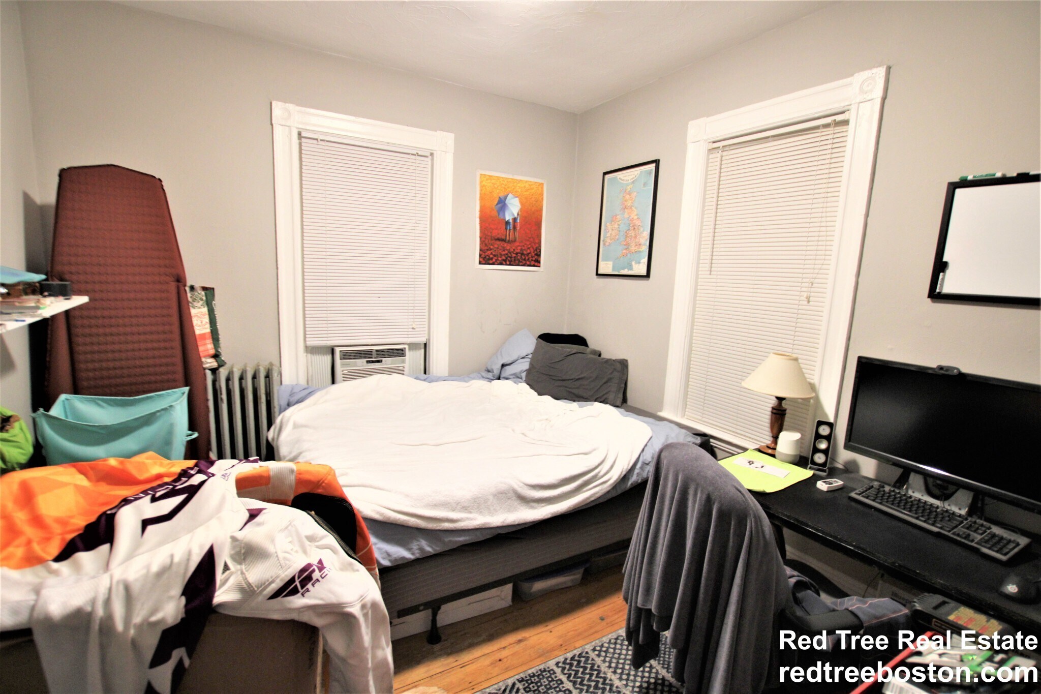 Building Photo - 8 Sunset St