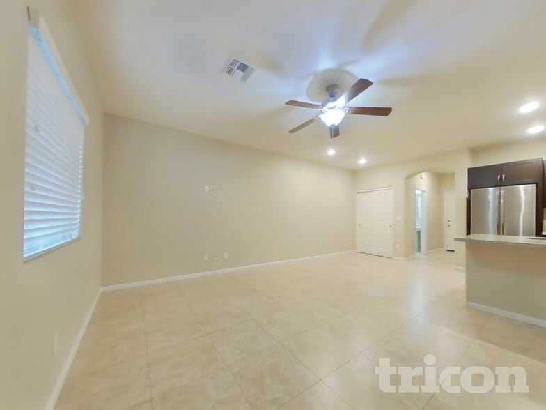 Building Photo - 12584 W Via Dona Rd