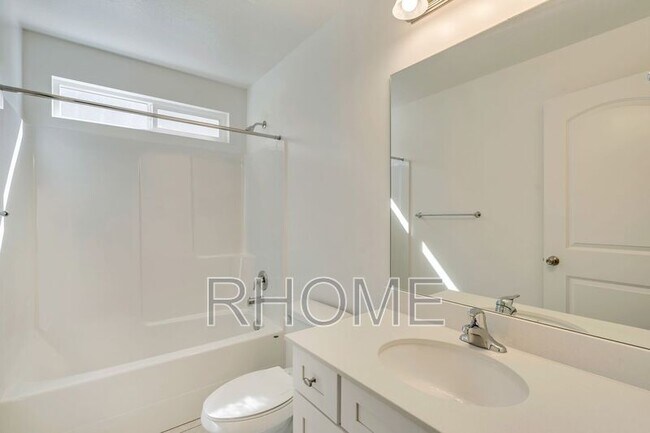 Building Photo - 16106 S Bodmin Way