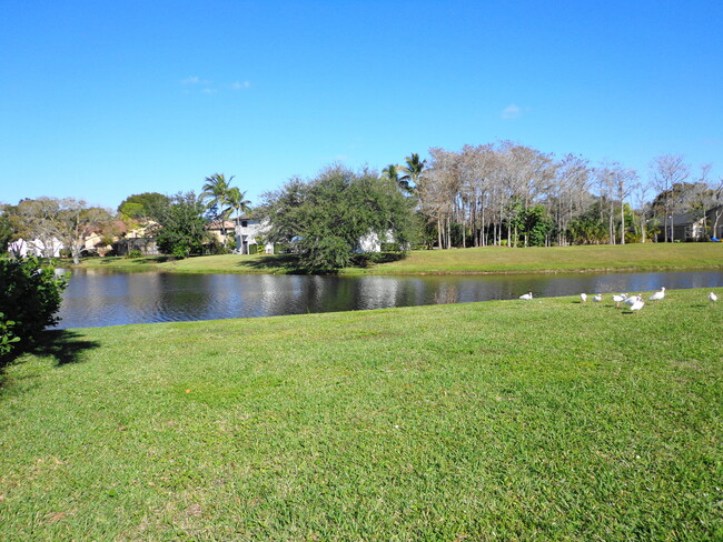 Building Photo - 13953 Geranium Pl