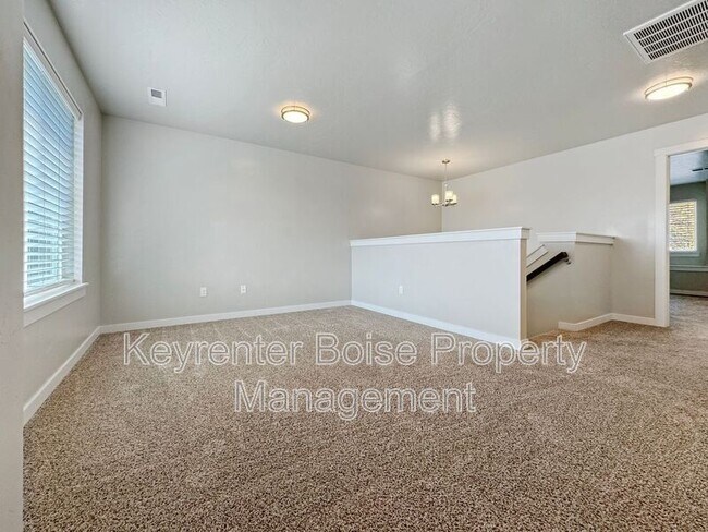 Building Photo - 2466 E Stella Dr
