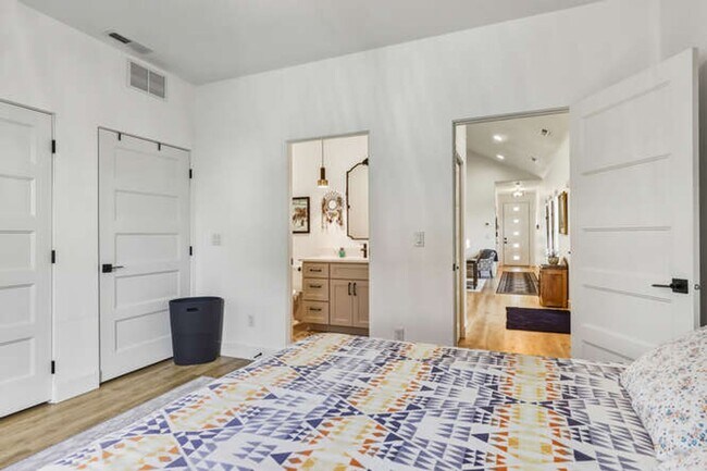 Building Photo - New Construction- High End 2 bed 2 bath (Pet friendly)- Move In April 1st, 2026