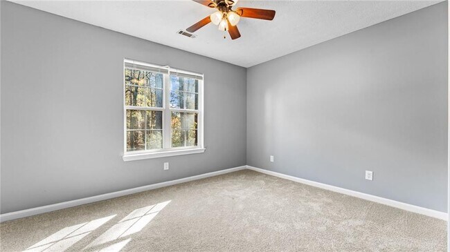 Building Photo - 405 Christopher Ln