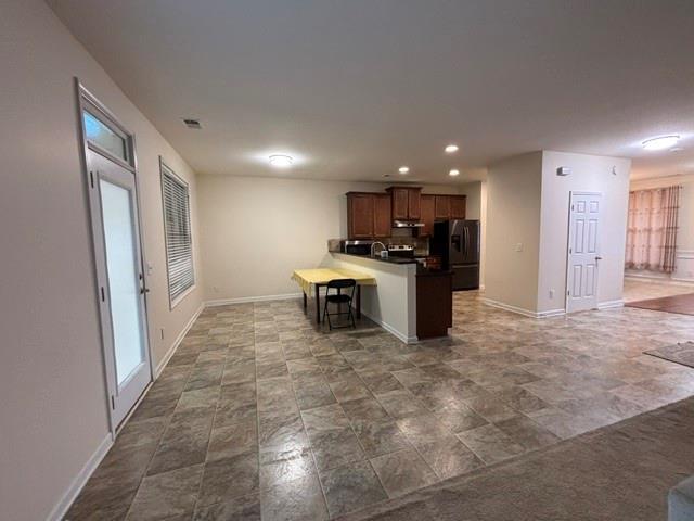 Building Photo - 2570 Trelipe Dr
