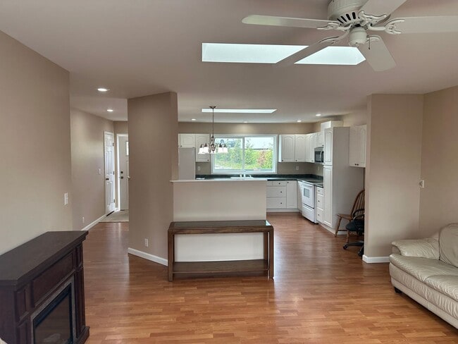 Building Photo - Mount Vernon 3 Bedroom