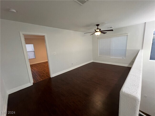 Building Photo - 9136 Wine Cellar Ave