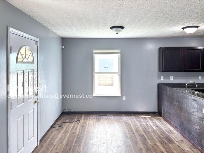 Building Photo - 137 N Guilford Ave
