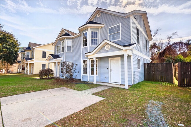 Building Photo - 1997 Todd Cove