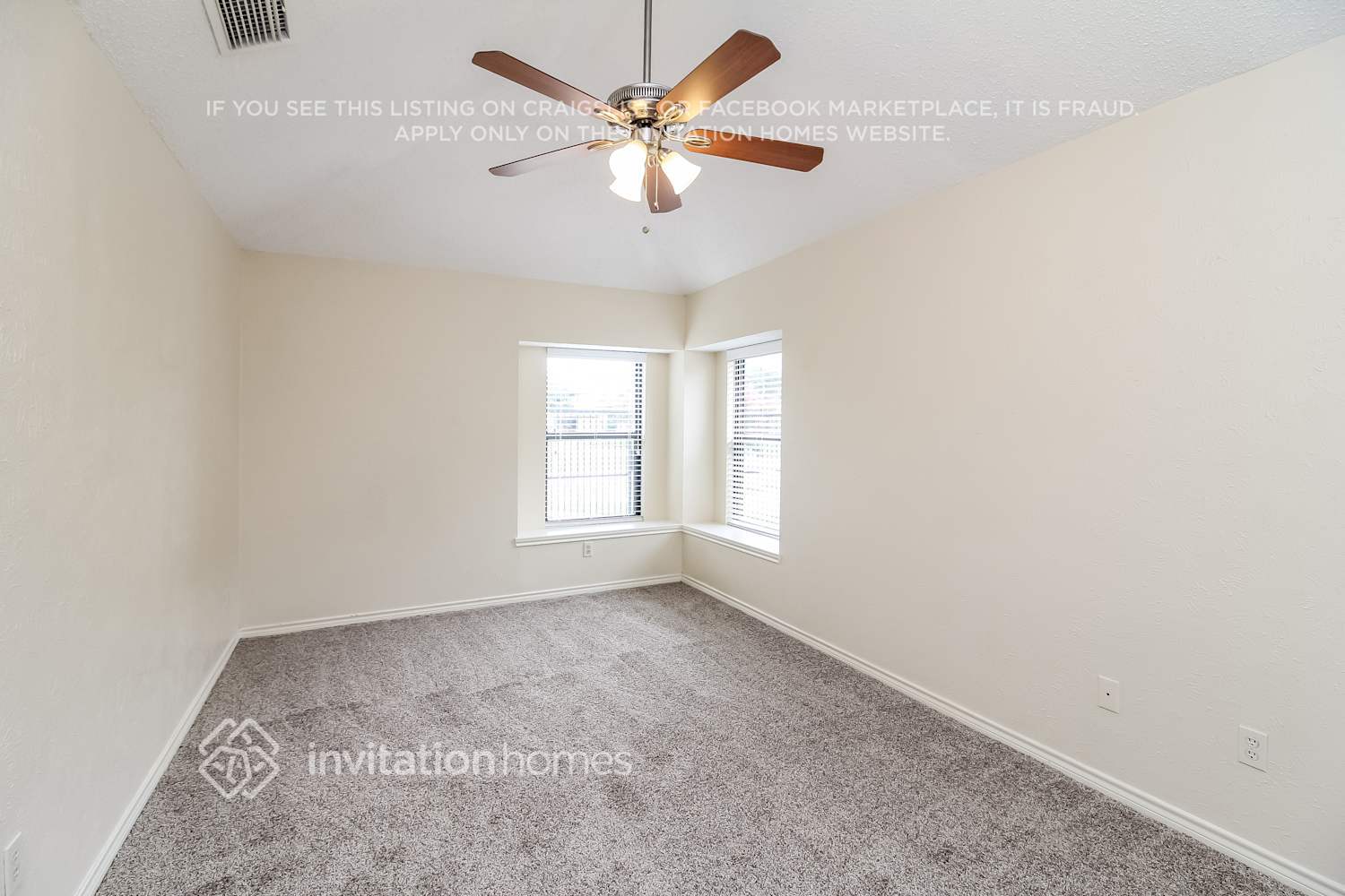 Building Photo - 3703 Clover Hill Ln