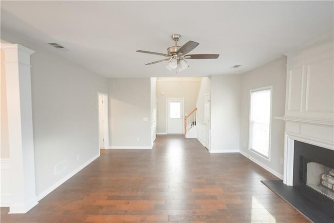 Building Photo - 4113 Glenaire Way NW