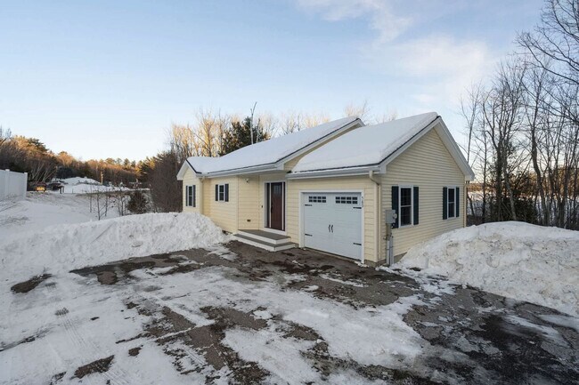 Building Photo - 589 Laconia Rd