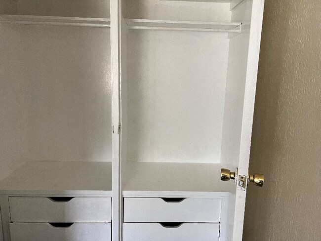 Building Photo - 50 McGuffey Rd