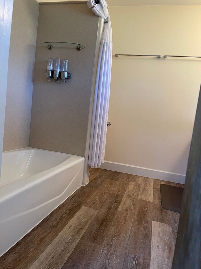 Building Photo - 8311 Buckingham Dr