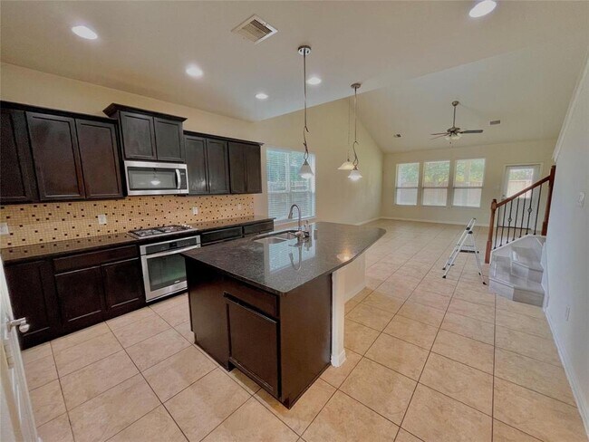 Building Photo - 28811 Chestnut Pines Dr