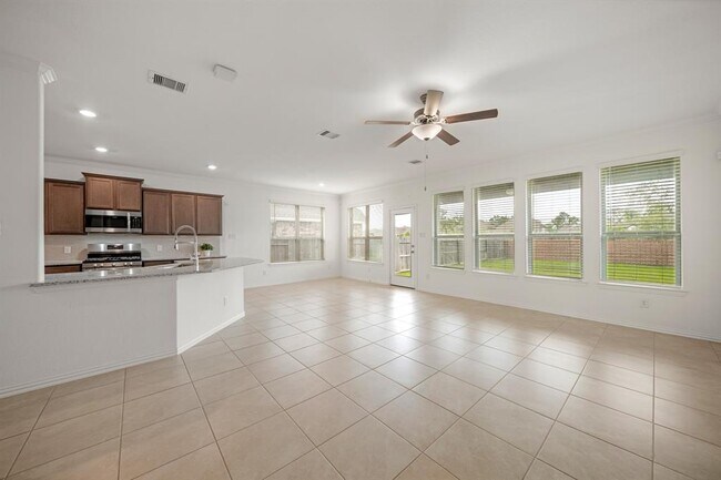 Building Photo - 1706 Country Air Ln