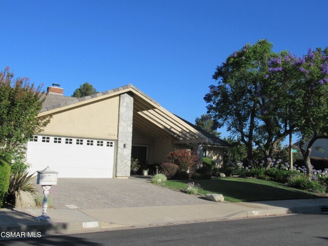 Building Photo - 3294 W Sierra Dr