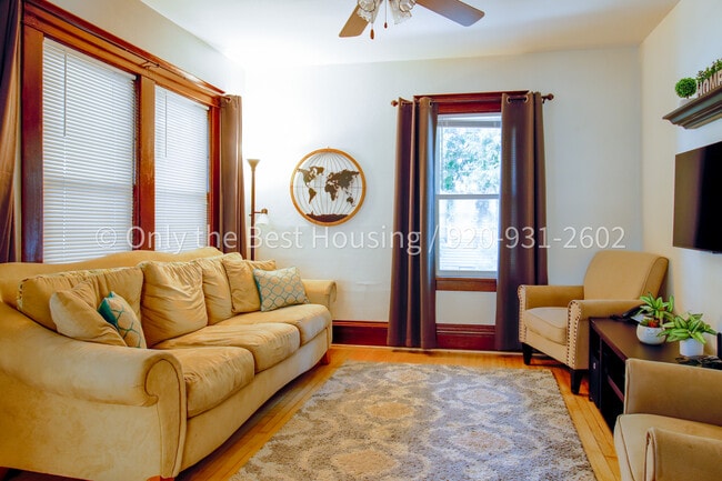 Primary Photo - 1658 Oregon St