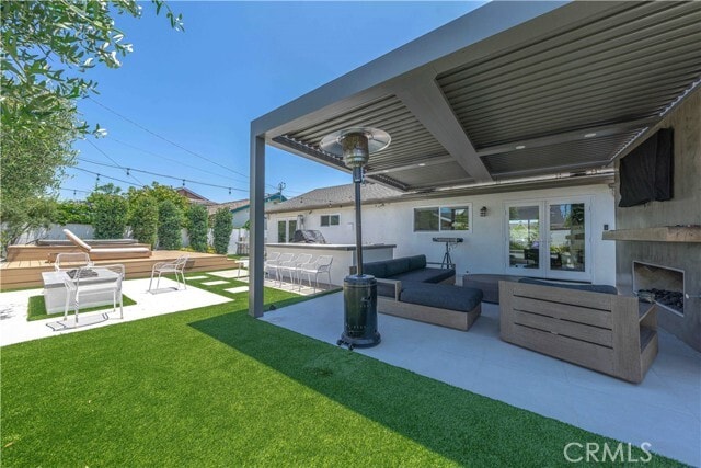 Building Photo - 5841 Raphael Dr