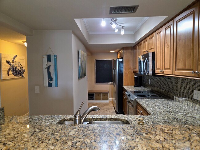 Building Photo - 4901 38th Way S