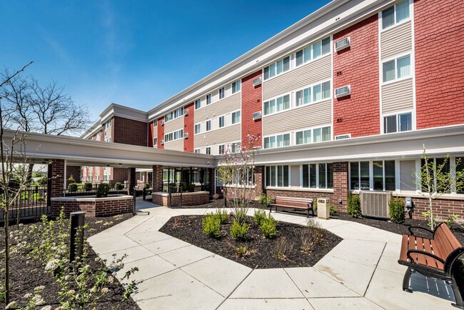 Primary Photo - Courtyard Apartments