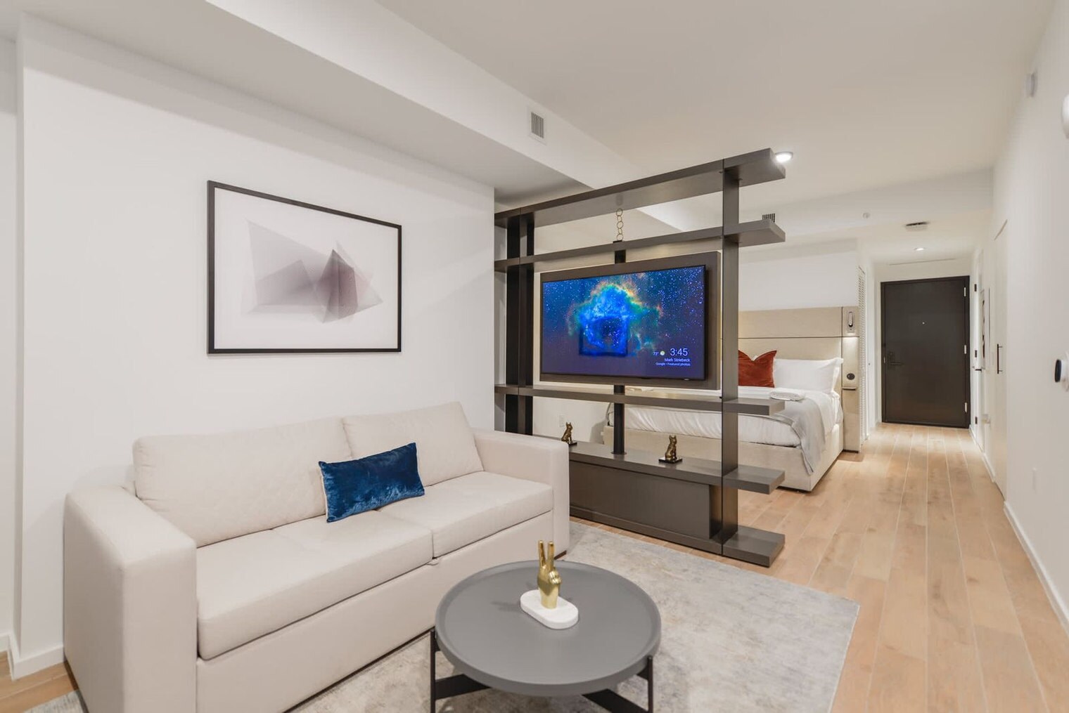 Building Photo - 398 NE 5th St