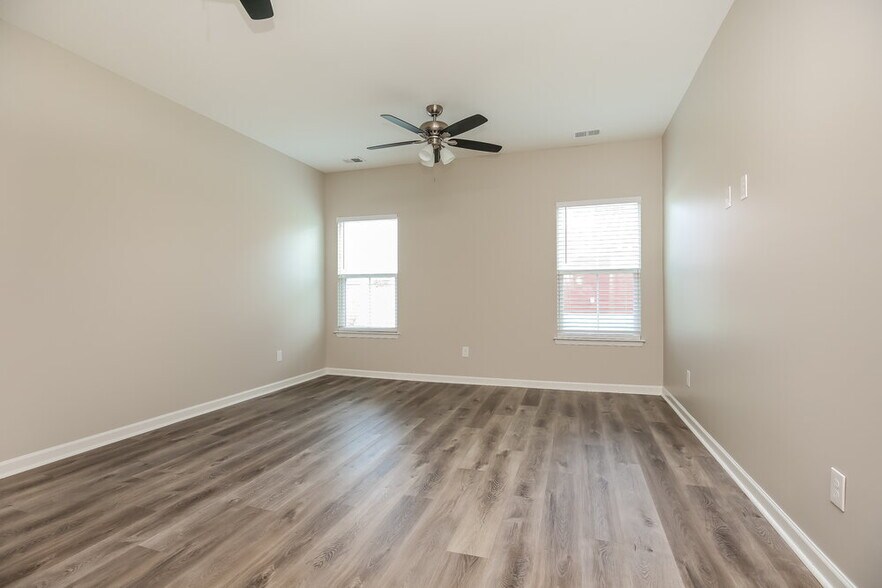 Building Photo - 2834 Leipers Fork Trail