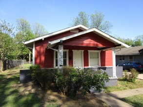 Building Photo - PRELEASING - July 2026 - (2) Bed/(1) Bath ...
