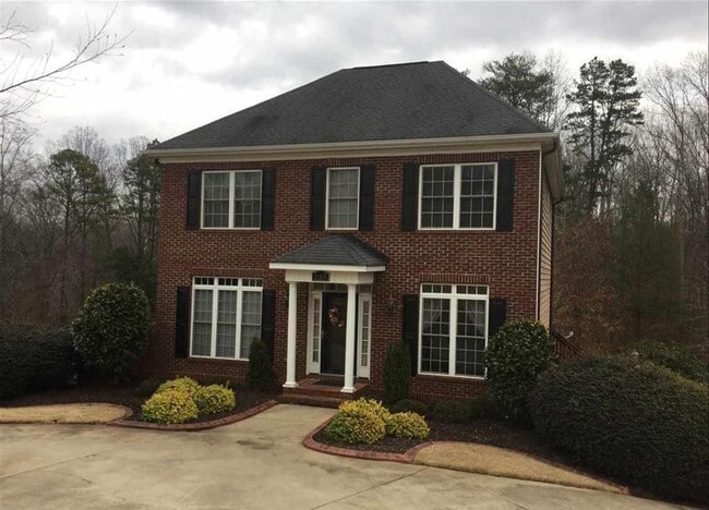Primary Photo - 5 Bedroom in Cedar Bluff Community