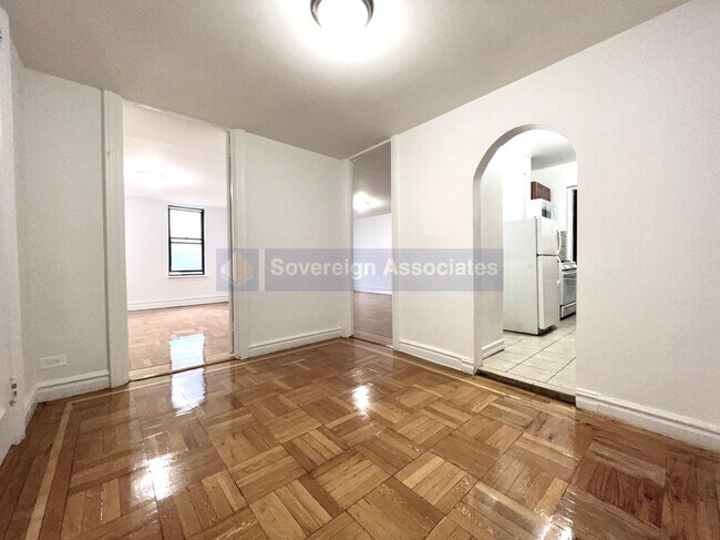 Building Photo - 400 Fort Washington Avenue