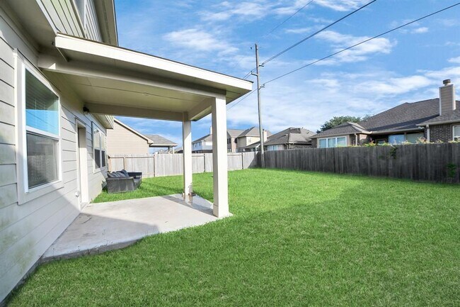 Building Photo - 6302 Prince Pl Dr