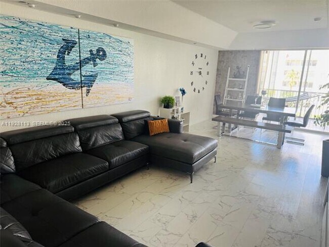 Building Photo - 10700 NW 66th St