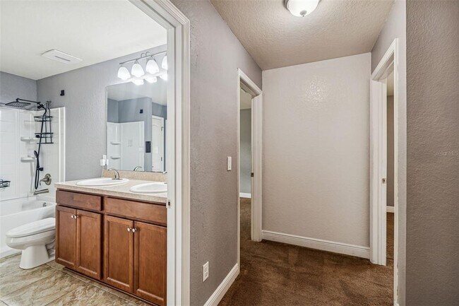 Building Photo - 13070 Sigmund St