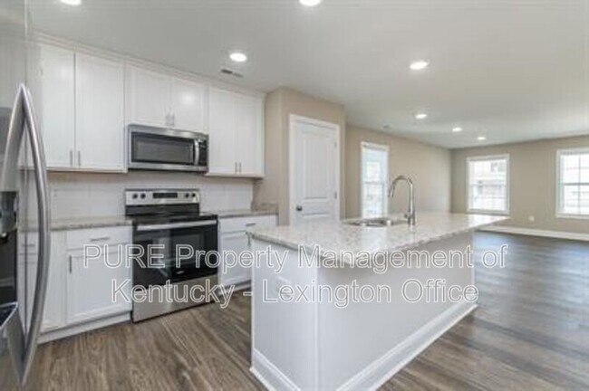 Building Photo - 1122 Judah Bear Blvd