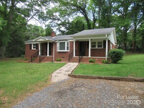 Building Photo - 745 Brady Branch Trail