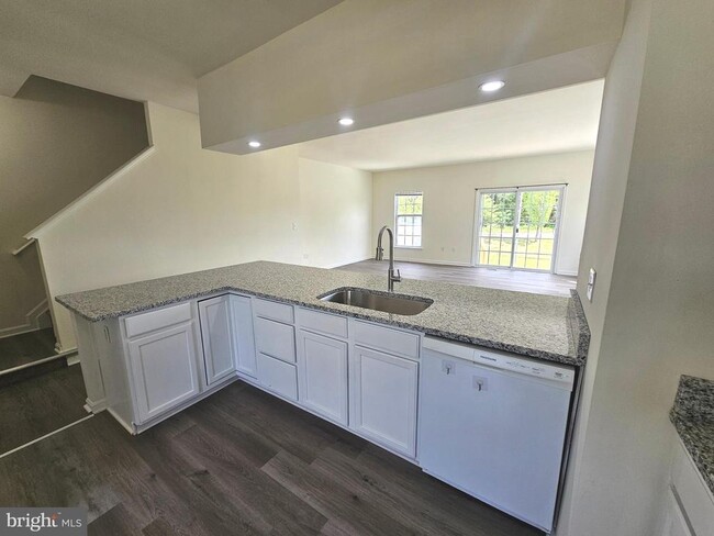 Building Photo - 124 Bay Hill Ln