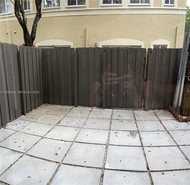 Building Photo - 8432 NW 107 Ct