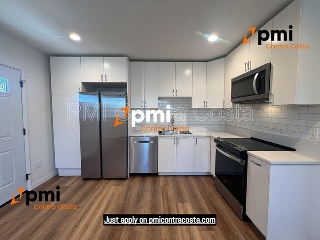 Building Photo - 1173 Las Juntas Way